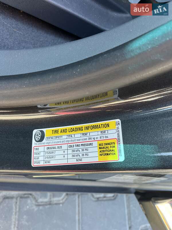 Хэтчбек Chevrolet Bolt EV 2017 в Киеве