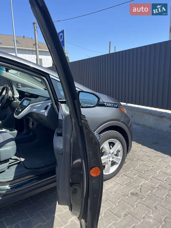 Хэтчбек Chevrolet Bolt EV 2017 в Киеве