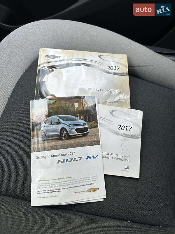 Хэтчбек Chevrolet Bolt EV 2016 в Кропивницком