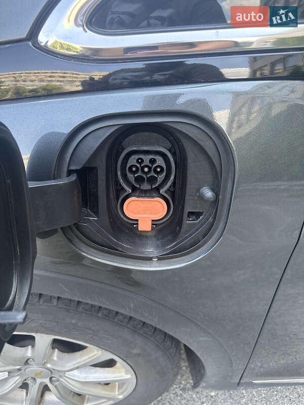 Хэтчбек Chevrolet Bolt EV 2016 в Кропивницком