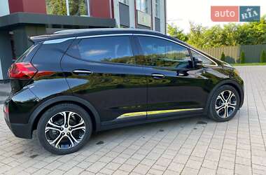 Хэтчбек Chevrolet Bolt EV 2019 в 