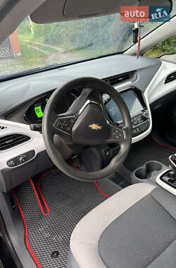 Хэтчбек Chevrolet Bolt EV 2018 в 