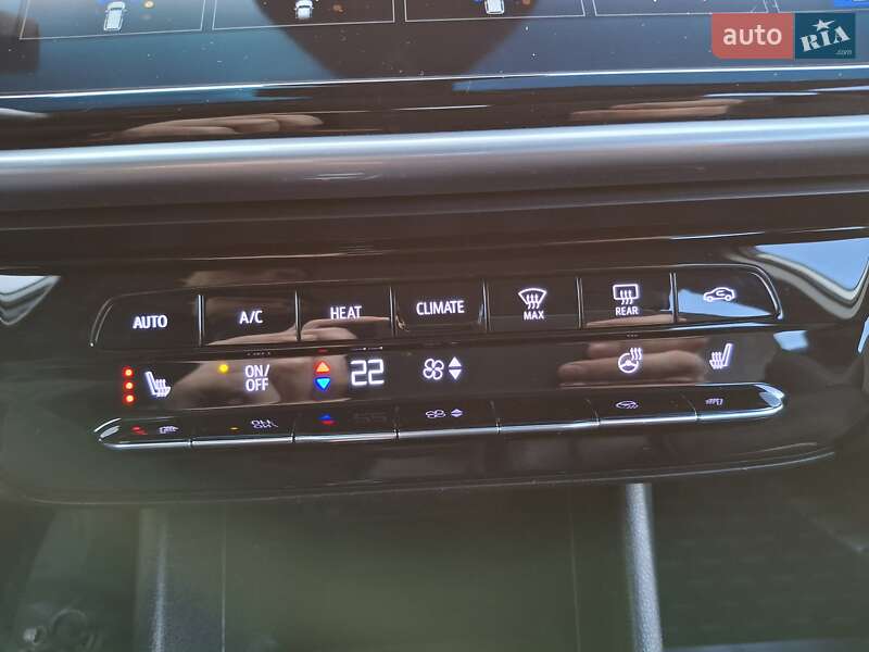 Хэтчбек Chevrolet Bolt EV 2023 в Кропивницком