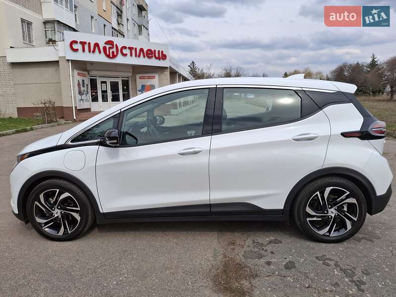 Хэтчбек Chevrolet Bolt EV 2023 в Кропивницком
