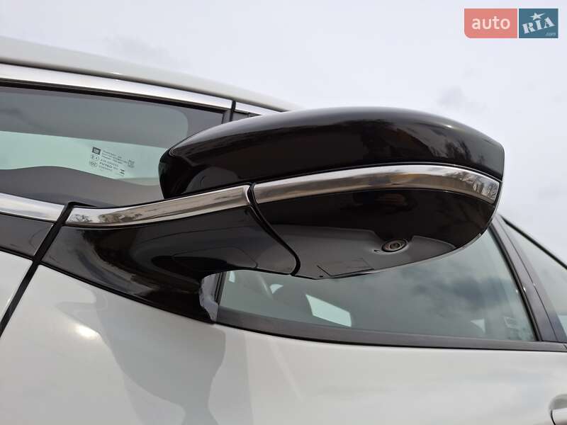 Хэтчбек Chevrolet Bolt EV 2023 в Кропивницком