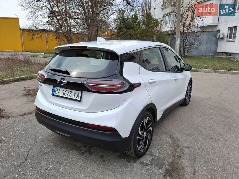 Хэтчбек Chevrolet Bolt EV 2023 в Кропивницком