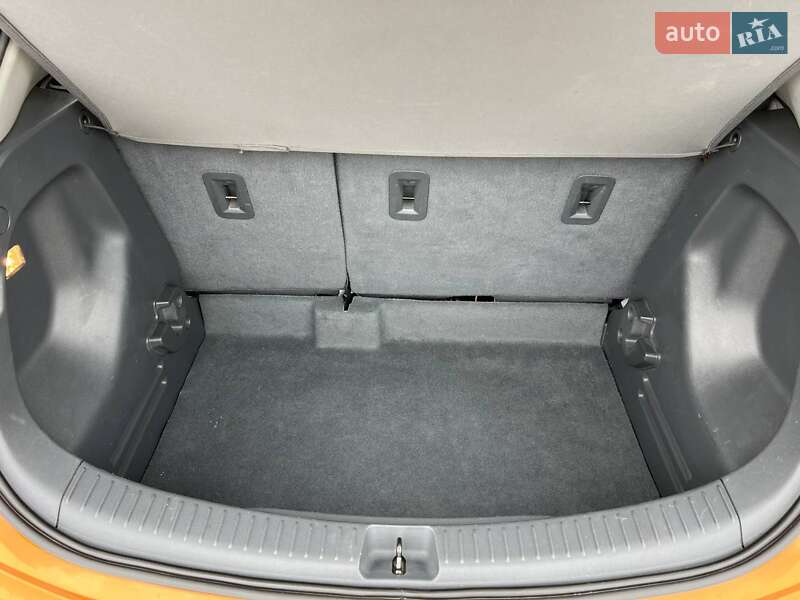 Хетчбек Chevrolet Bolt EV 2017 в Рівному