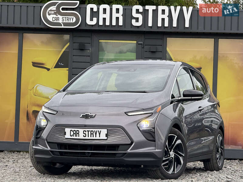 Хэтчбек Chevrolet Bolt EV 2021 в 