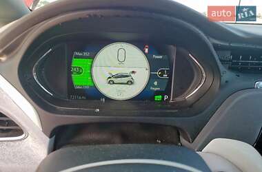 Хэтчбек Chevrolet Bolt EV 2020 в 