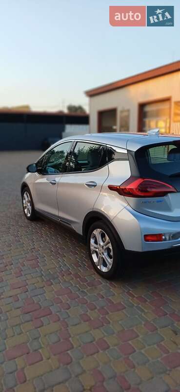 Хэтчбек Chevrolet Bolt EV 2017 в Костополе