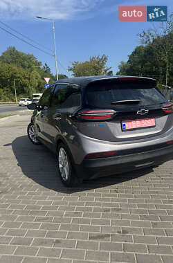 Хэтчбек Chevrolet Bolt EV 2023 в 