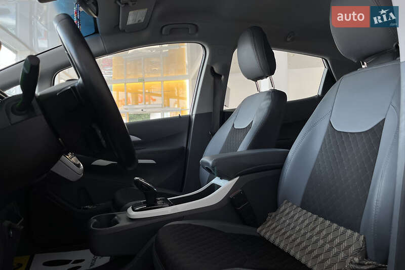 Хетчбек Chevrolet Bolt EV 2021 в Шептицькому