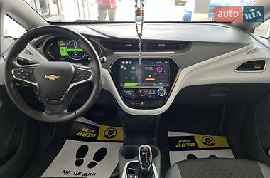 Хетчбек Chevrolet Bolt EV 2021 в 