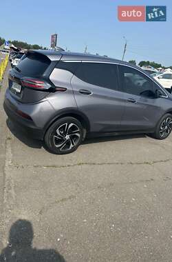 Хэтчбек Chevrolet Bolt EV 2023 в 