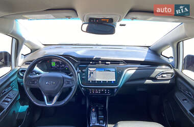 Хэтчбек Chevrolet Bolt EV 2022 в 