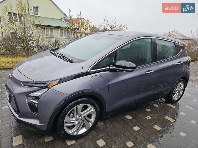 Хэтчбек Chevrolet Bolt EV 2023 в Львове