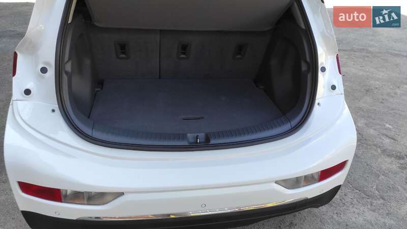 Хетчбек Chevrolet Bolt EV 2018 в Дніпрі