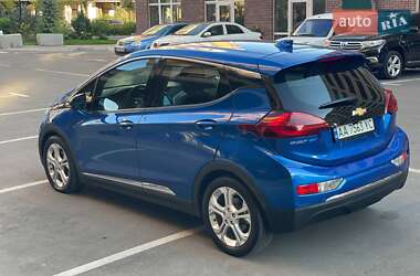 Хетчбек Chevrolet Bolt EV 2020 в 