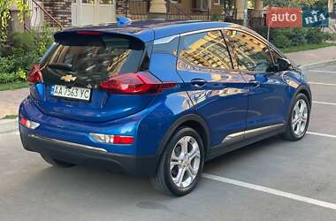 Хетчбек Chevrolet Bolt EV 2020 в 