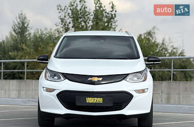 Хэтчбек Chevrolet Bolt EV 2018 в 
