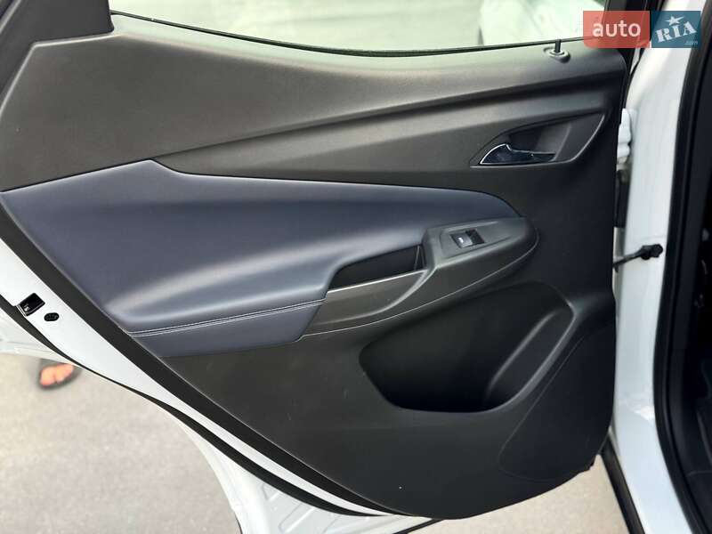 Хэтчбек Chevrolet Bolt EV 2021 в Ровно