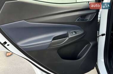 Хетчбек Chevrolet Bolt EV 2021 в 