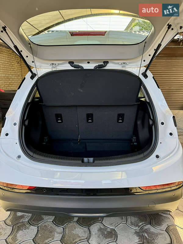 Хэтчбек Chevrolet Bolt EV 2023 в Днепре