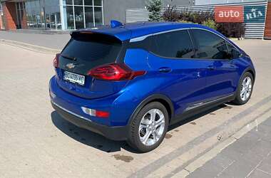 Хэтчбек Chevrolet Bolt EV 2019 в 