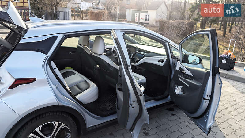 Хэтчбек Chevrolet Bolt EV 2017 в Львове