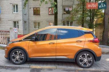 Хэтчбек Chevrolet Bolt EV 2017 в 