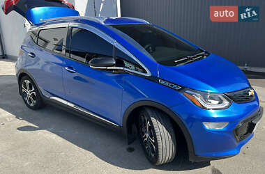 Хэтчбек Chevrolet Bolt EV 2021 в 