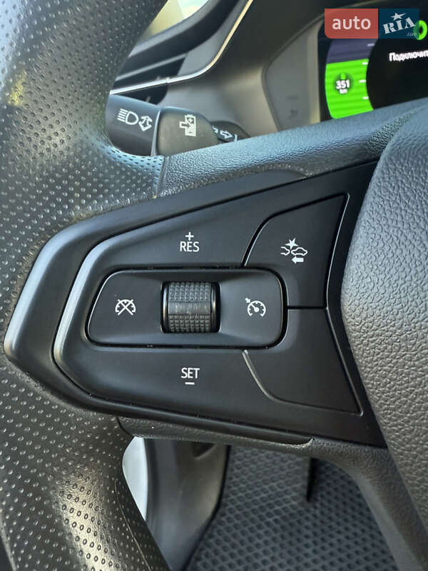 Хетчбек Chevrolet Bolt EV 2023 в Харкові