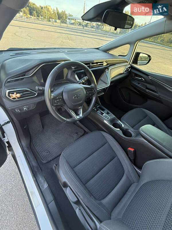 Хетчбек Chevrolet Bolt EV 2023 в Харкові