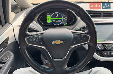 Хэтчбек Chevrolet Bolt EV 2021 в 