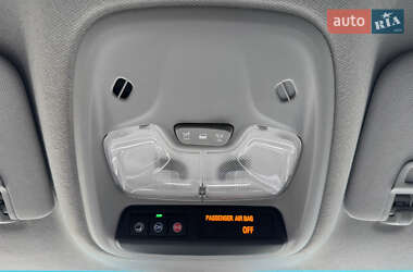 Хэтчбек Chevrolet Bolt EV 2021 в 