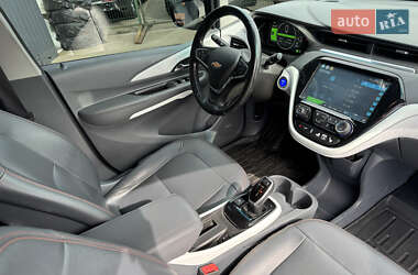 Хэтчбек Chevrolet Bolt EV 2021 в 