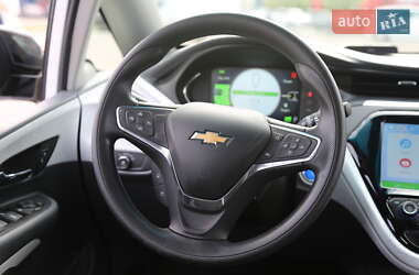 Хэтчбек Chevrolet Bolt EV 2020 в 