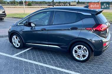Хэтчбек Chevrolet Bolt EV 2020 в 
