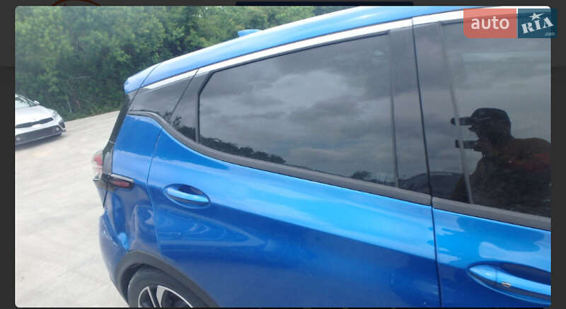 Хэтчбек Chevrolet Bolt EV 2021 в Львове