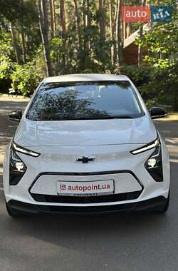Хэтчбек Chevrolet Bolt EV 2022 в 