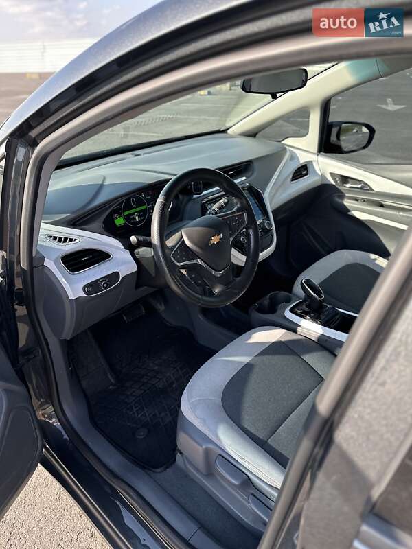 Хетчбек Chevrolet Bolt EV 2018 в Зубрі
