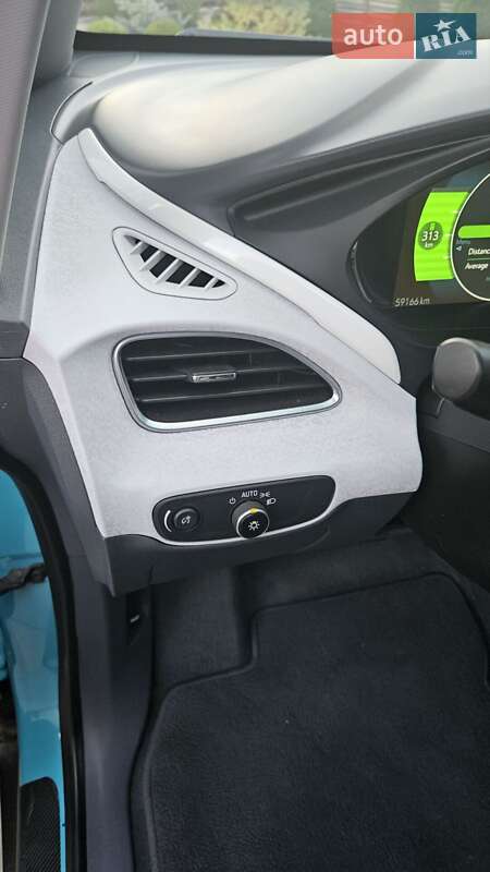 Хетчбек Chevrolet Bolt EV 2020 в Києві фото 13 Хетчбек Chevrolet Bolt EV 2020 в Києві