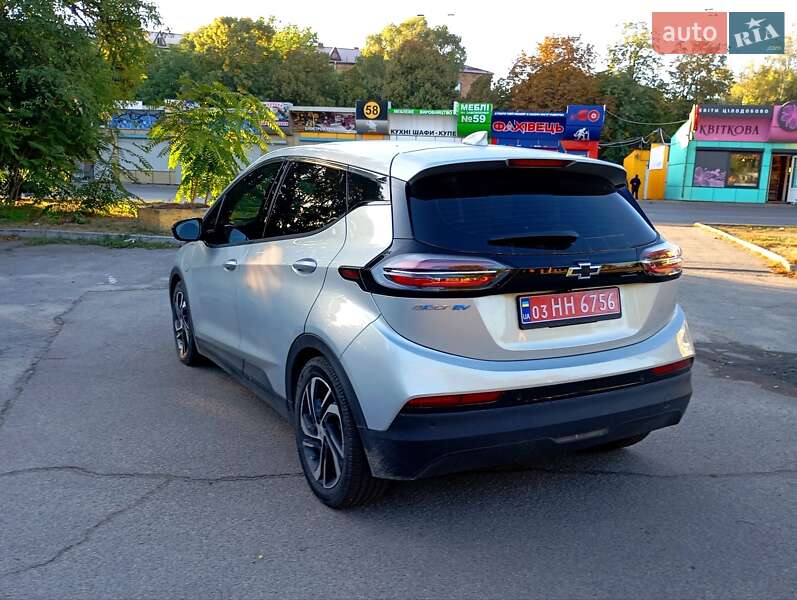 Хэтчбек Chevrolet Bolt EV 2022 в Кропивницком