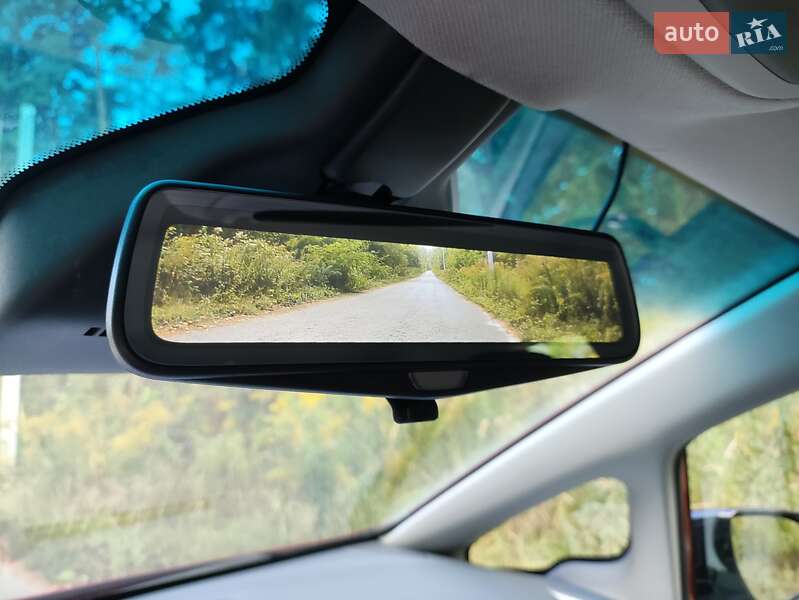 Хетчбек Chevrolet Bolt EV 2017 в Києві