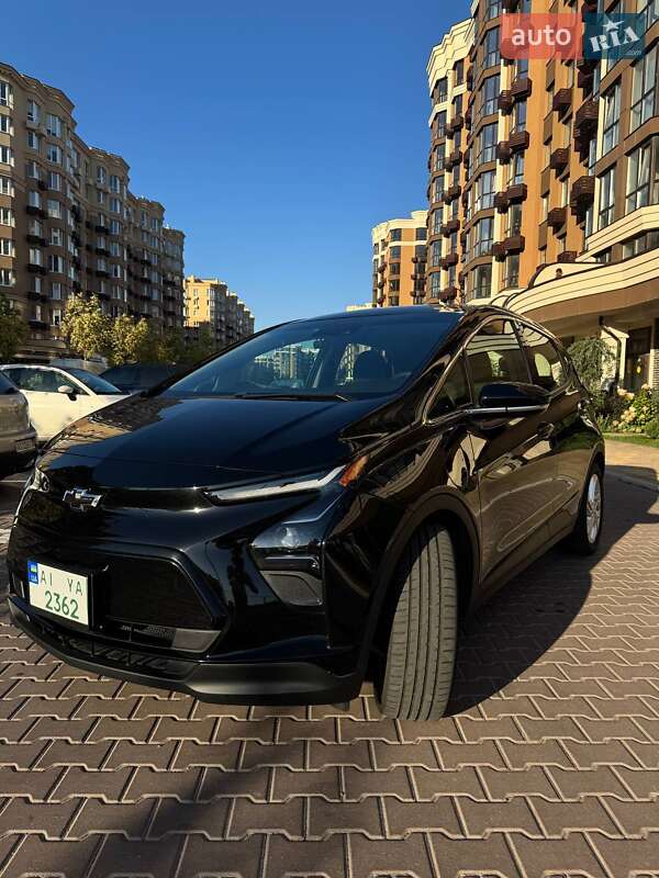 Хетчбек Chevrolet Bolt EV 2022 в Києві