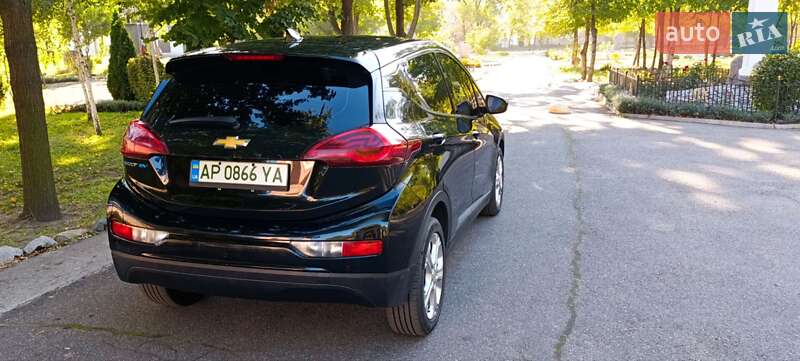Хэтчбек Chevrolet Bolt EV 2017 в Запорожье