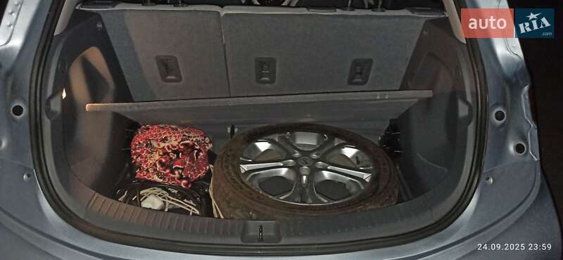 Хэтчбек Chevrolet Bolt EV 2017 в Днепре фото 11 Хэтчбек Chevrolet Bolt EV 2017 в Днепре