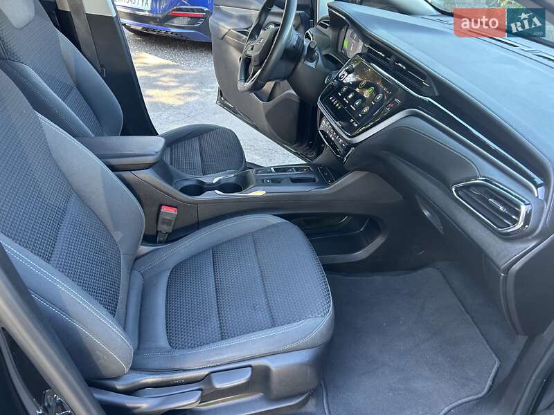 Хэтчбек Chevrolet Bolt EV 2023 в Одессе