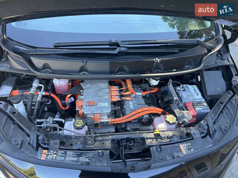 Хэтчбек Chevrolet Bolt EV 2023 в Одессе