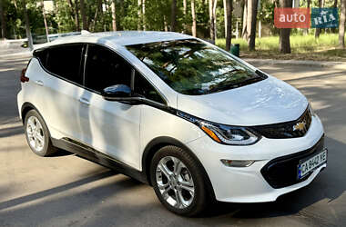 Хэтчбек Chevrolet Bolt EV 2021 в 